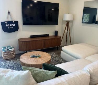 San Clemente Apartment | Cozy Modern Beach Bungalow! Steps to the Beach!
