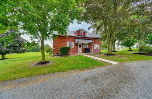 Geneva House | Cozy New York Farmhouse with Porch, Grill and Fire Pit