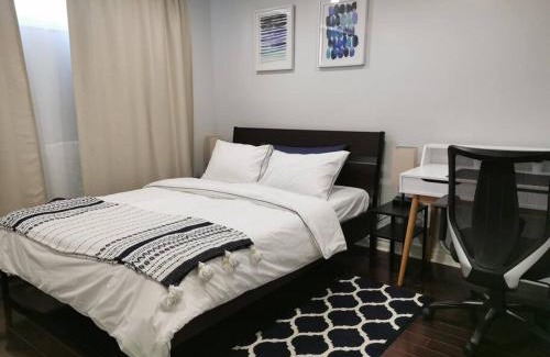 Hamilton Apartment | *Cozy, newly renovated, fully equipped*