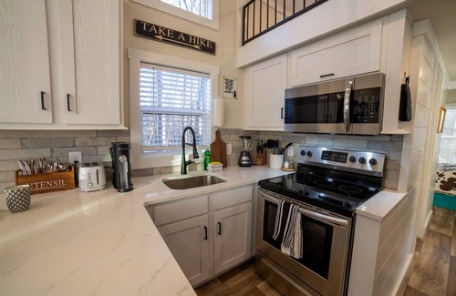 Tracy City Cabin | Cozy Oaks at The Retreat at Deer Lick Falls II