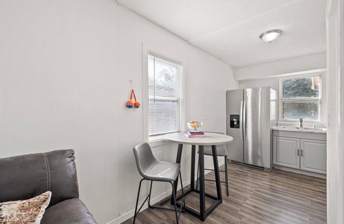 Council Bluffs House | Cozy Omaha/CB home near zoo, CWS, & downtown. Pets OK! Perfect getaway.