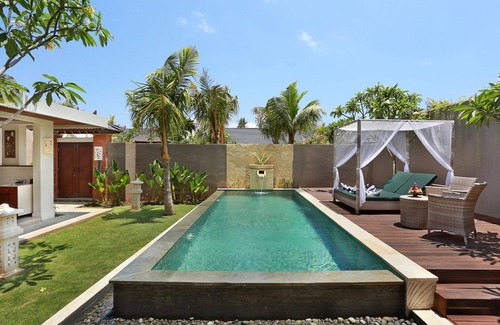 By Pass Ngurah Rai Villa | Cozy One Bedroom Suite Villa with a private pool, FREE return airport transfers