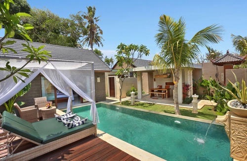 By Pass Ngurah Rai Villa | Cozy One Bedroom Suite Villa with a private pool, FREE return airport transfers