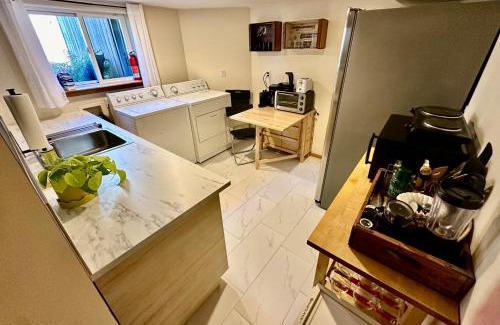 Boise Apartment | Cozy PDX Hideout, Ideal Location