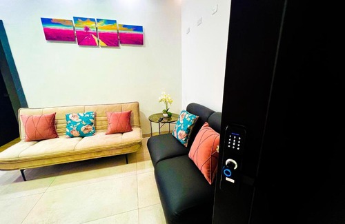 Chimborazo Province Apartment | Cozy, pintoresco departamento en Avenida Daniel Leon Borja