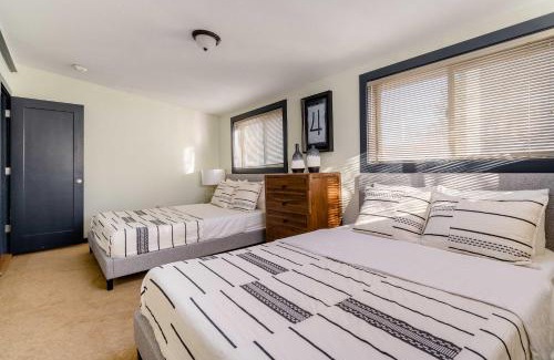 Belmont Apartment | Cozy Portland Classic- Walk to Local Coffee & Food