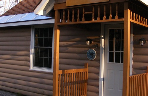 Stratford Cabin | Cozy Private Adirondack Camp Retreat on 250 Acres