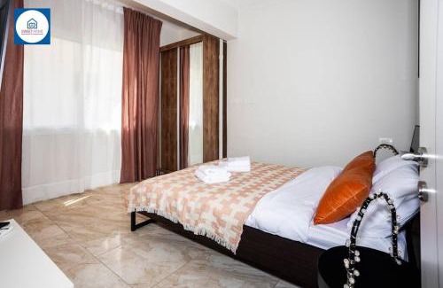 Netanya Apartment | Cozy Quiet Oasis in the Center