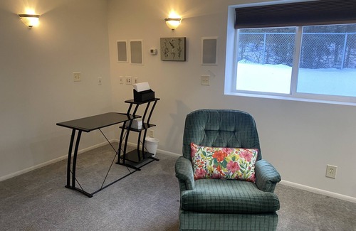 Mid-Hillside Apartment | Cozy, quiet