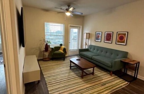 Lazybrook/Timbergrove Apartment | Cozy Quite City Home