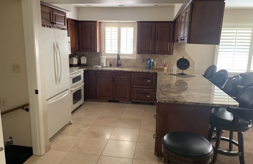 Twin Falls House | Cozy, relaxing warm traditional style home.