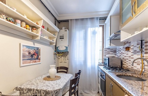 Esentepe Apartment | Cozy Retreat 2 min to Kanyon Mall