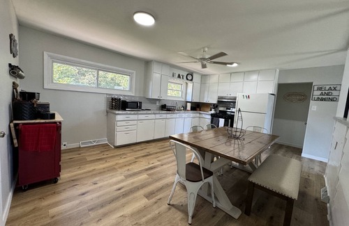 St. Peters House | Cozy Retreat Historic St. Peters