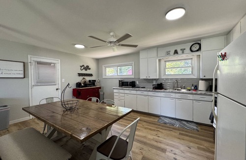 St. Peters House | Cozy Retreat Historic St. Peters