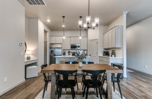 Wheatland House | Cozy Retreat in Yukon, OK!