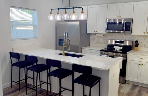 Panama City House | Cozy Retreat with Hot Tub & Pool Table