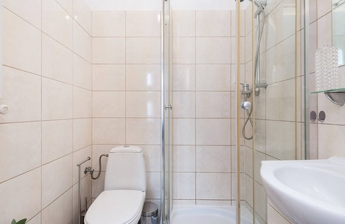 Wesoła Zachod Apartment | Cozy room in a historic building near the city centre