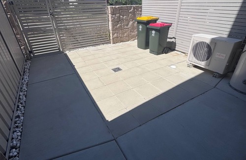 Coombs House | Cozy room in a townhome in Coombs