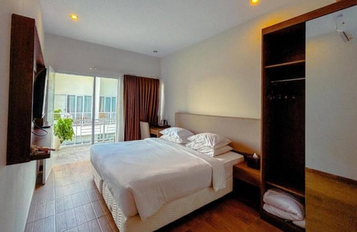 Batu Bolong Hotel | Cozy room in best area of canggu