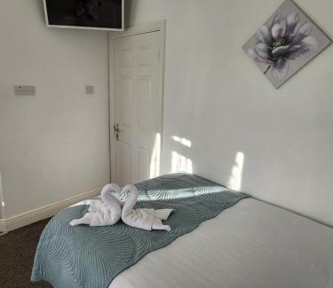 Tyrrelstown House | Cozy Room,Private Bathroom,Private Kitchynete