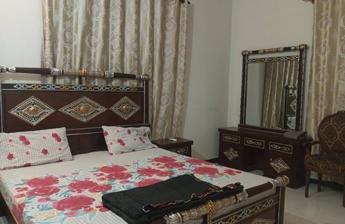 Karachi House | Cozy room with comfortable and peaceful area