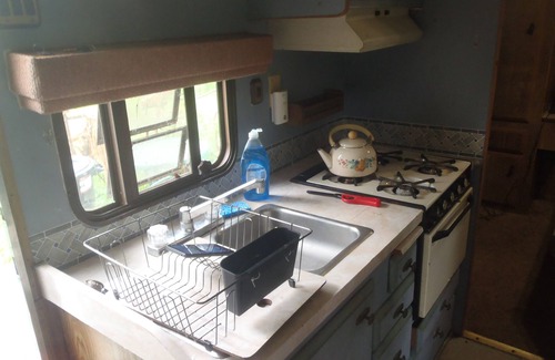 Hector House | Cozy RV, cheap with priceless features.