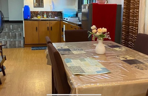 Dumaguete Cabin | Cozy Shared Apartment with Bunk Beds – Ideal for Groups or Solo Travelers