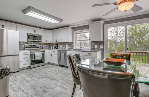 Deford House | Cozy Silverwood Home: Near Golf Courses!