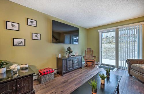 Londonderry Apartment | Cozy Ski-InandSki-Out Condo on Magic Mountain
