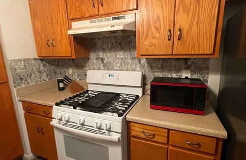 Cleveland House | Cozy & Spacious near Lee Univ