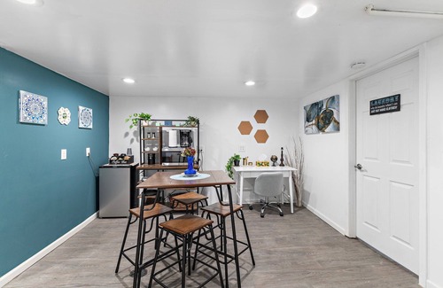 Speedway House | Cozy Speedway Basement. Pet Friendly