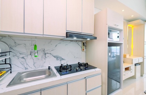 South Tambun Apartment | Cozy Stay Studio At Lrt City Bekasi Apartment