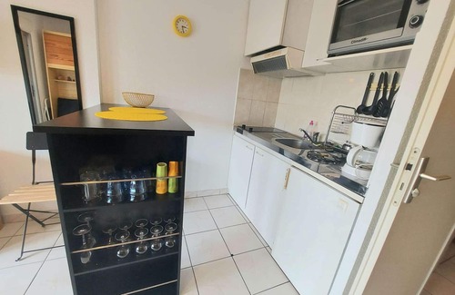 Marseillan Plage Apartment | Cozy Studio Apartment with Pool Access near Beach in Marseillan, Sleeps 4