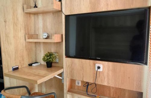 Pondok Aren Apartment | Cozy Studio Emerald Bintaro Icon by alonelyroom