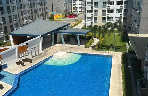 Davao Apartment | Cozy studio in amazing Davao with pool, WiFi, AC near Airport