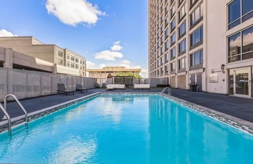 Downtown Hartford Apartment | Cozy Studio in charming Hartford with fitness room and AC, Free Parking