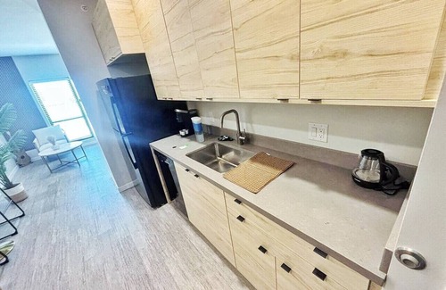 Downtown Des Moines Apartment | Cozy Studio in Downtown Des Moines near all attractions!