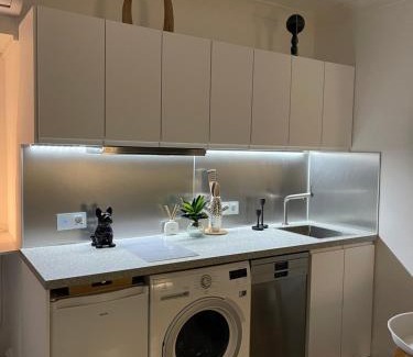 Cap-d'Antibes Apartment | Cozy studio on the beach