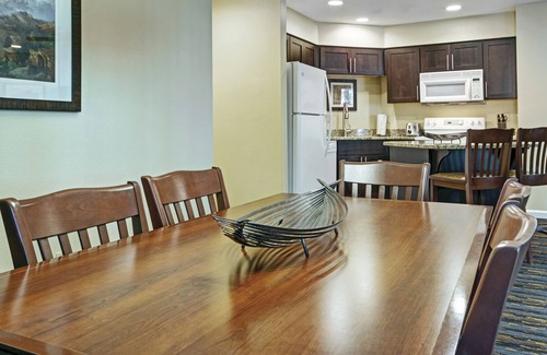 Pinetop Resort | Cozy Studio w/Fireplace, Private Balcony, Resort Pool & Two Hot Tubs