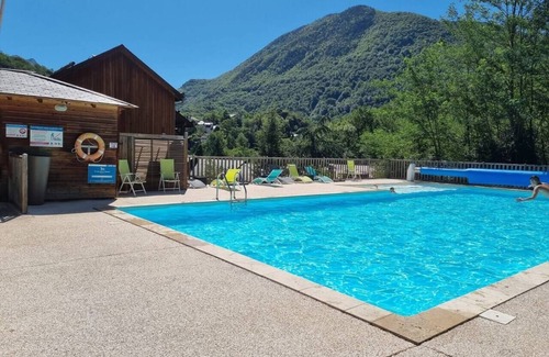 Ax-les-Thermes Apartment | Cozy studio with swimming pool and balcony
