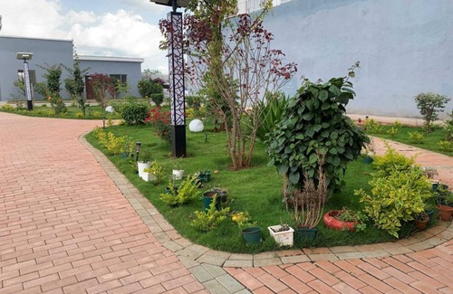 Mlolongo Apartment | Cozy studio with wheelchair access, pool, free parking, and 24/7 security.