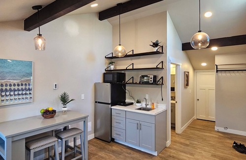 Salmon Creek Apartment | Cozy Studio with WiFi in awesome Vancouver WA!