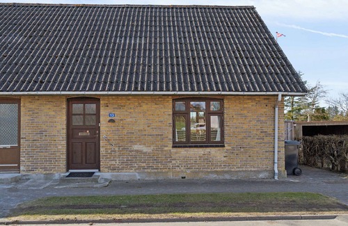 Vesløs House | Cozy summer house with nature in the backyard