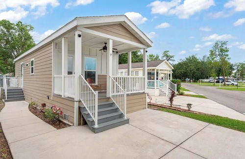 Kissimmee Cottage | Cozy Tiny Home Getaway Minutes from Disney
