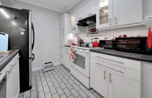 Houston House | Cozy,totally renovated,great location close to restaurants, mall, beltway