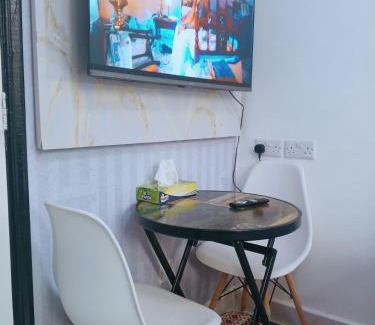 Nakuru Apartment | Cozy Unique Hotel Studio at Section 58