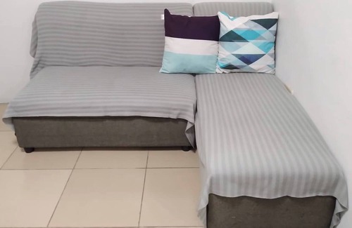 South Triangle Condo | Cozy unit in the center of Quezon City :D
