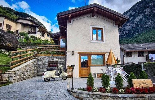 Guglielmo House | Cozy vacation home surrounded by nature, pets allowed.