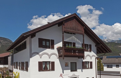 Inzing Apartment | Cozy vacation apartment and perfect base in the heart of Tyrol
