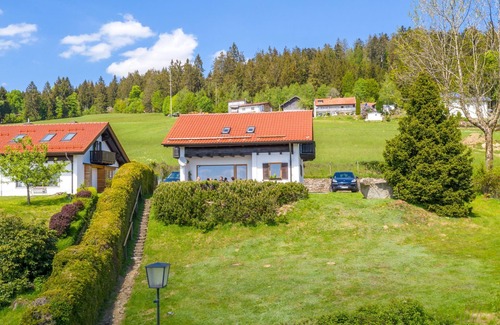 Sankt Englmar House | Cozy vacation home with dream view, large garden